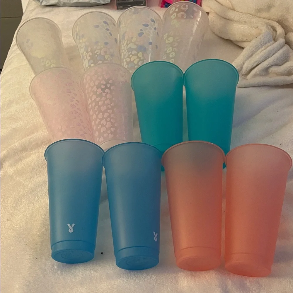 Meoky Plastic Cups with Lids and Straws - 12 Pack 24 oz Color Changing Cups